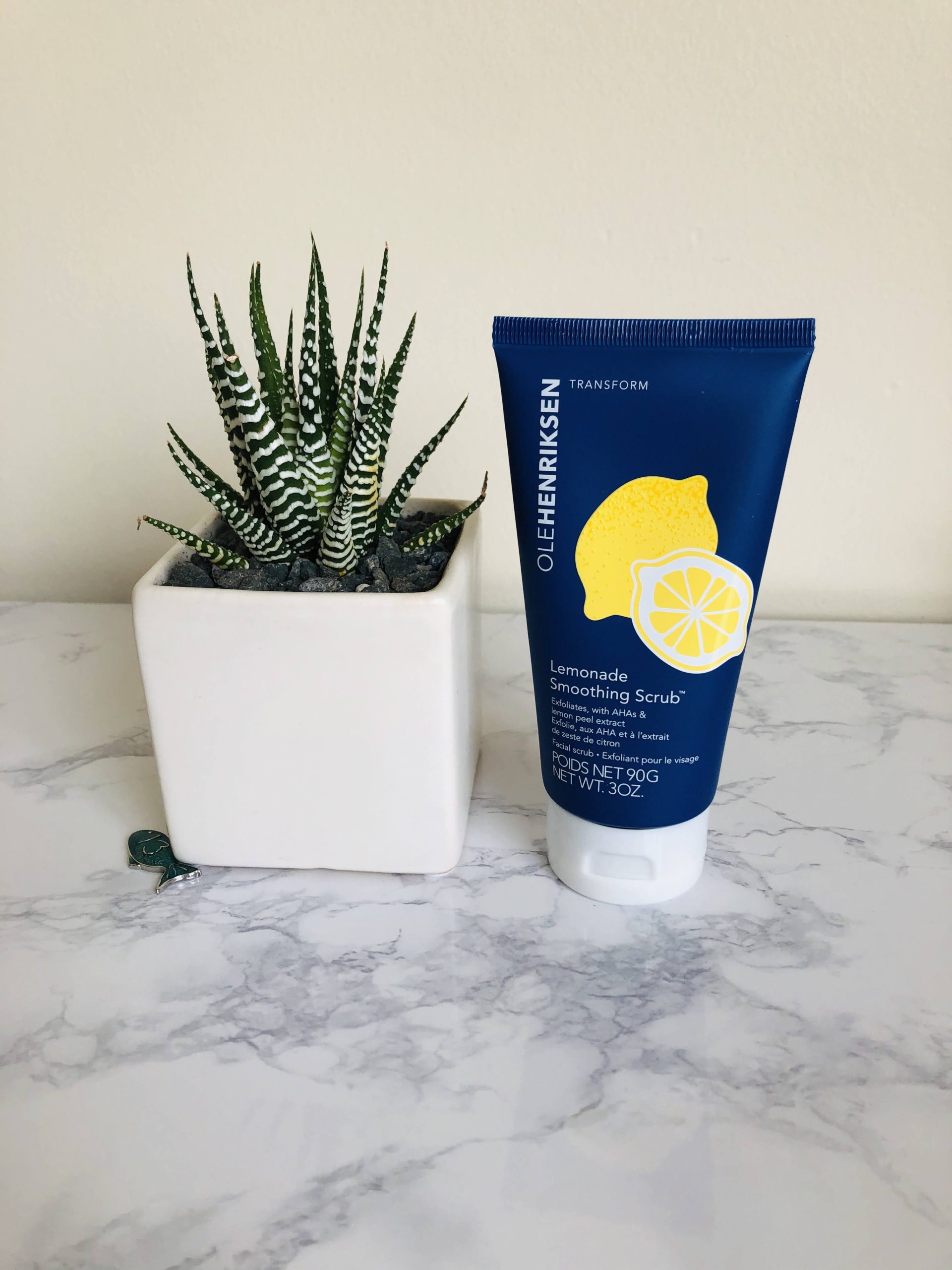 Review: Ole Henriksen Lemonade Smoothing Scrub